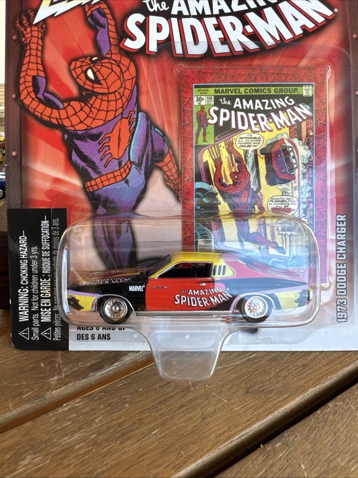 Johnny Lightning 2004 Amazing Spider-Man - 1973 Dodge Charger Real Rider - Изображение 2 из 4