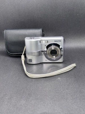 Sanyo Xacti VPC-S50 Silber 5MP Digitalkamera 2x Zoom Autofokus Blitz TOP ZUSTAND