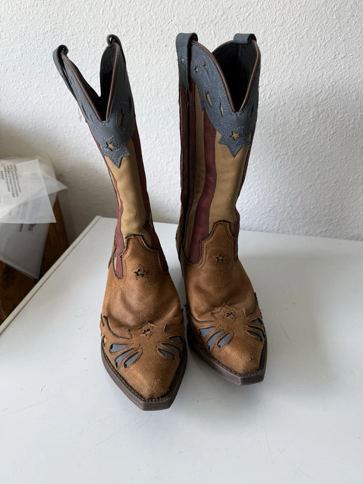 Botas Dingo Vintage Western Patriotic para mujer 6M. Rojo Crema Azul Foto 2 de 4