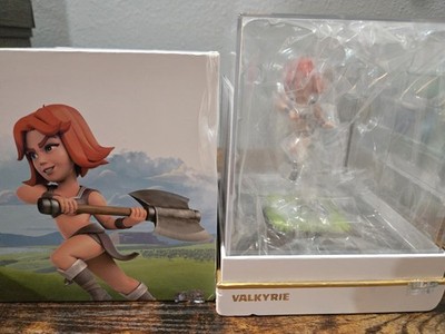 Clash of Clans/ Clash Royale (VALKYRIE) Collectible Figure