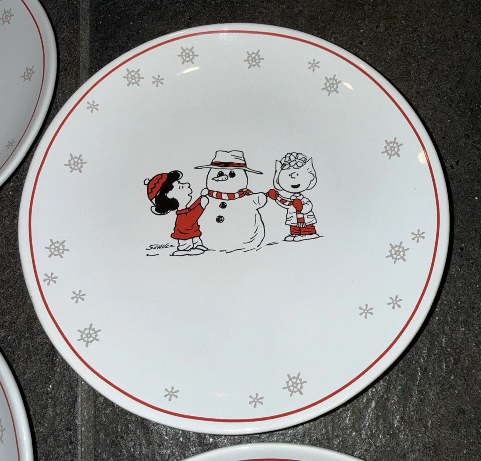 Vintage Hallmark Peanuts Charlie Brown Christmas Snack Appetizer Plates Set Of 4 - Image 4 of 4