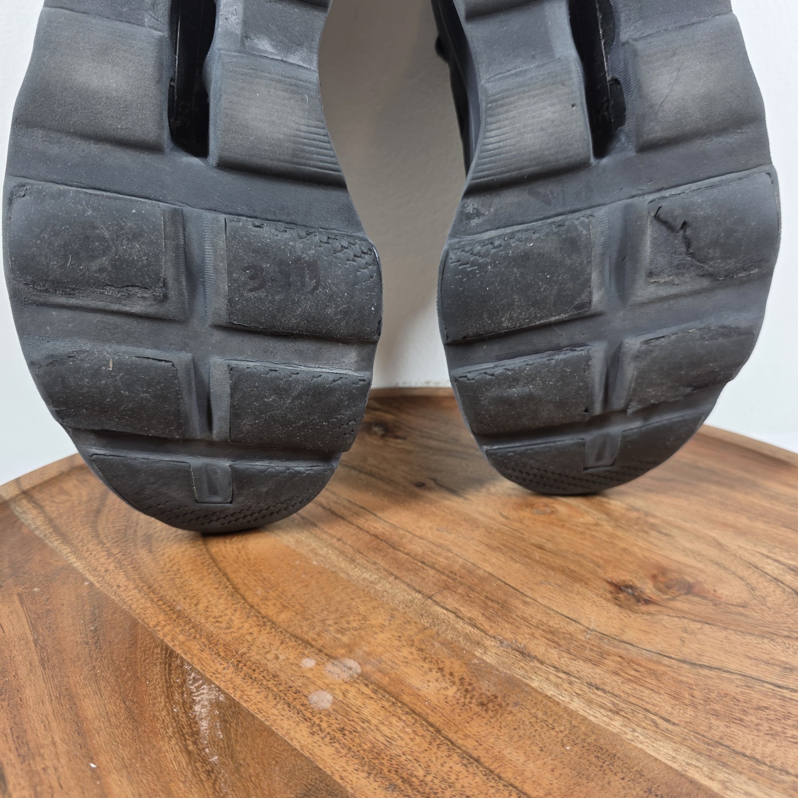 On Cloud Cloudmonster Void Mens Triple Black Size… - image 9