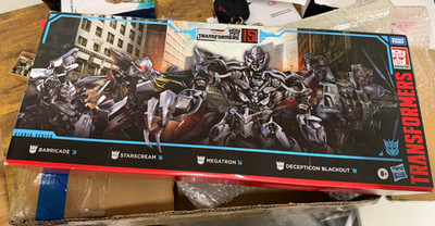 Box opened! Studio Series Movie 15th Anniversary Decepticon Tranforms Toy Figure