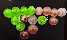 Vintage Japan Glass Swirl Beads Qty:16