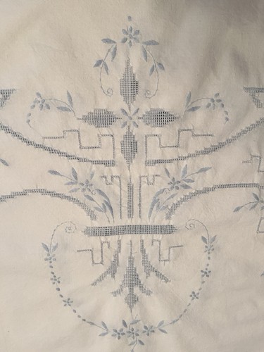Elaborate Vintage White Cotton Blue Embroidered Tablecloth 68x82 - Picture 2 of 20