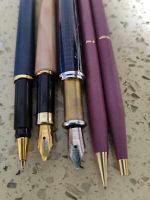 LOT  PARKER / Sheaffer/Genius/Iridium Ballpoint & Fountain  Pen