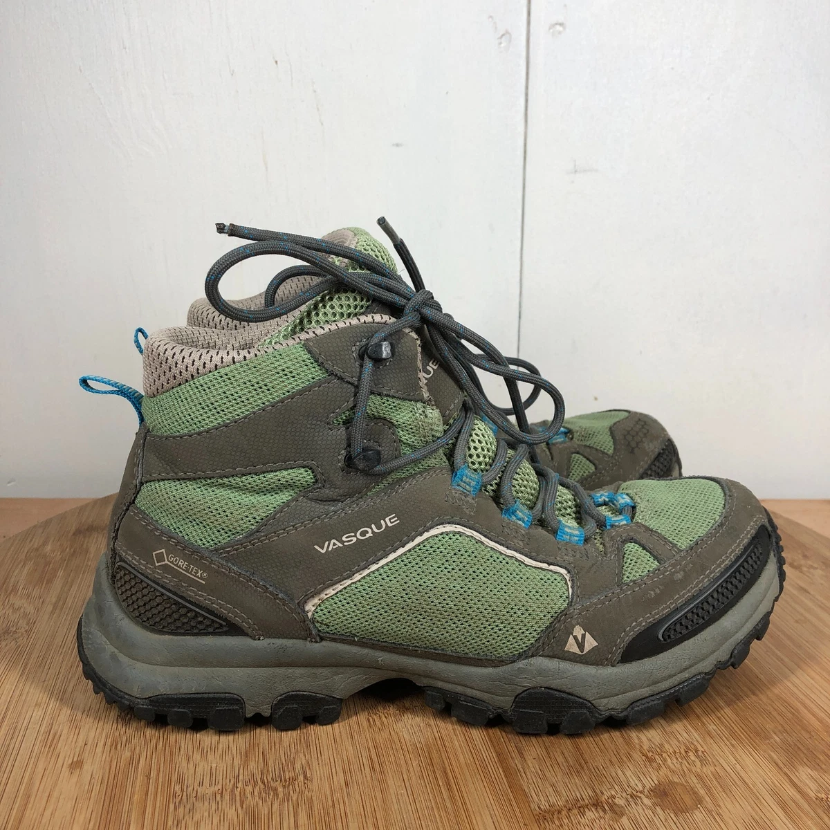 Vasque Hiking Boots Womens 7.5 M Green GTX Waterproof Trail