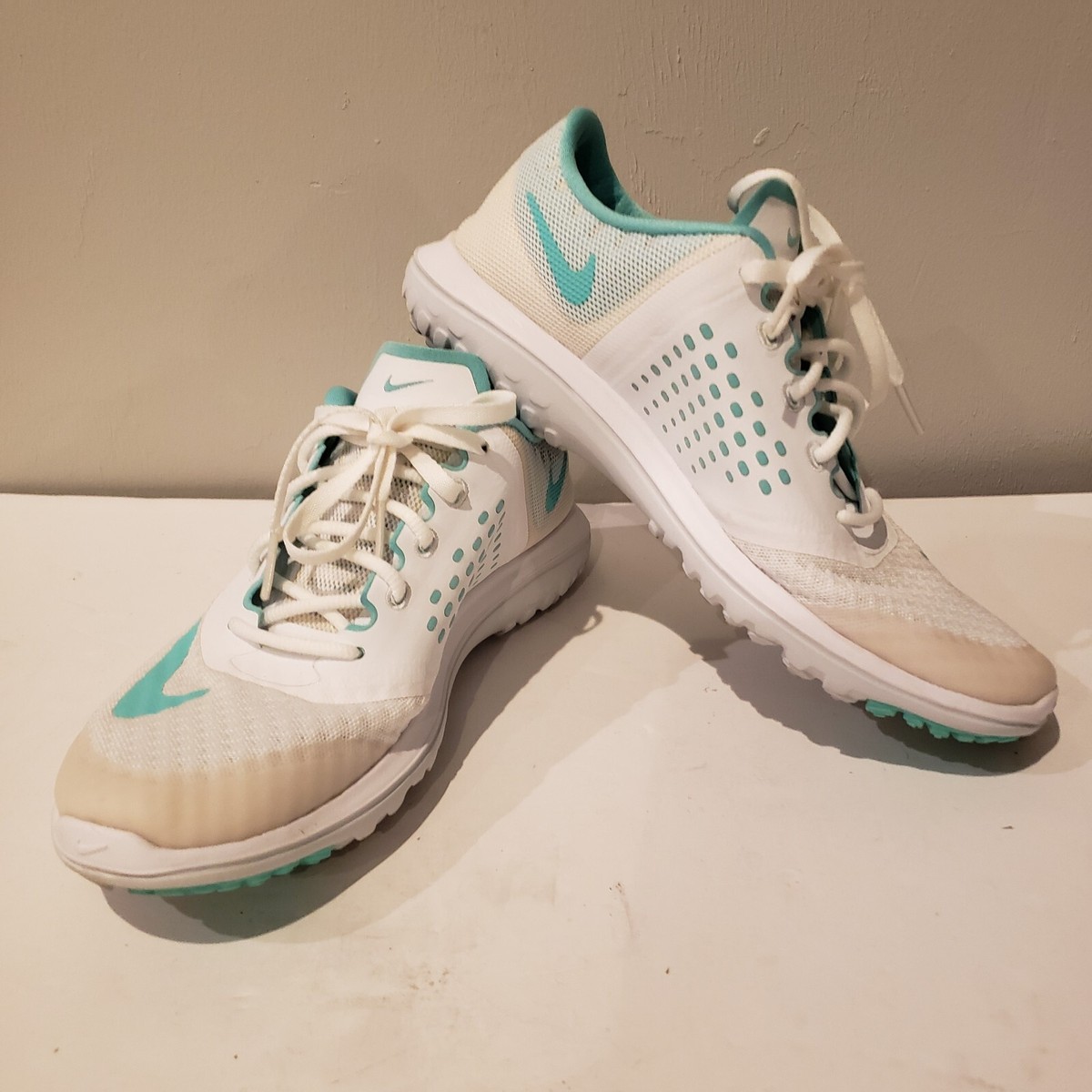 Nike Fitsole Running Shoes Women's Size 6.5 Colors White Nike Fitsole Running Shoes Women's Size 6.5 Colors White