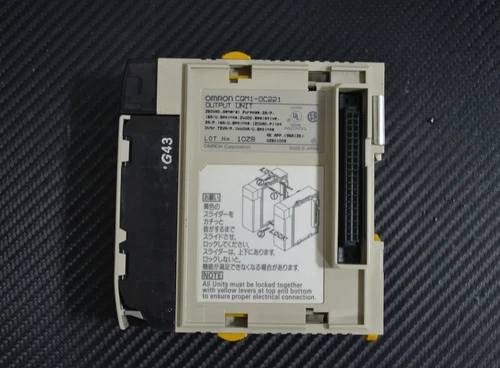 OMRON CQM1-OC211 Output Unit 