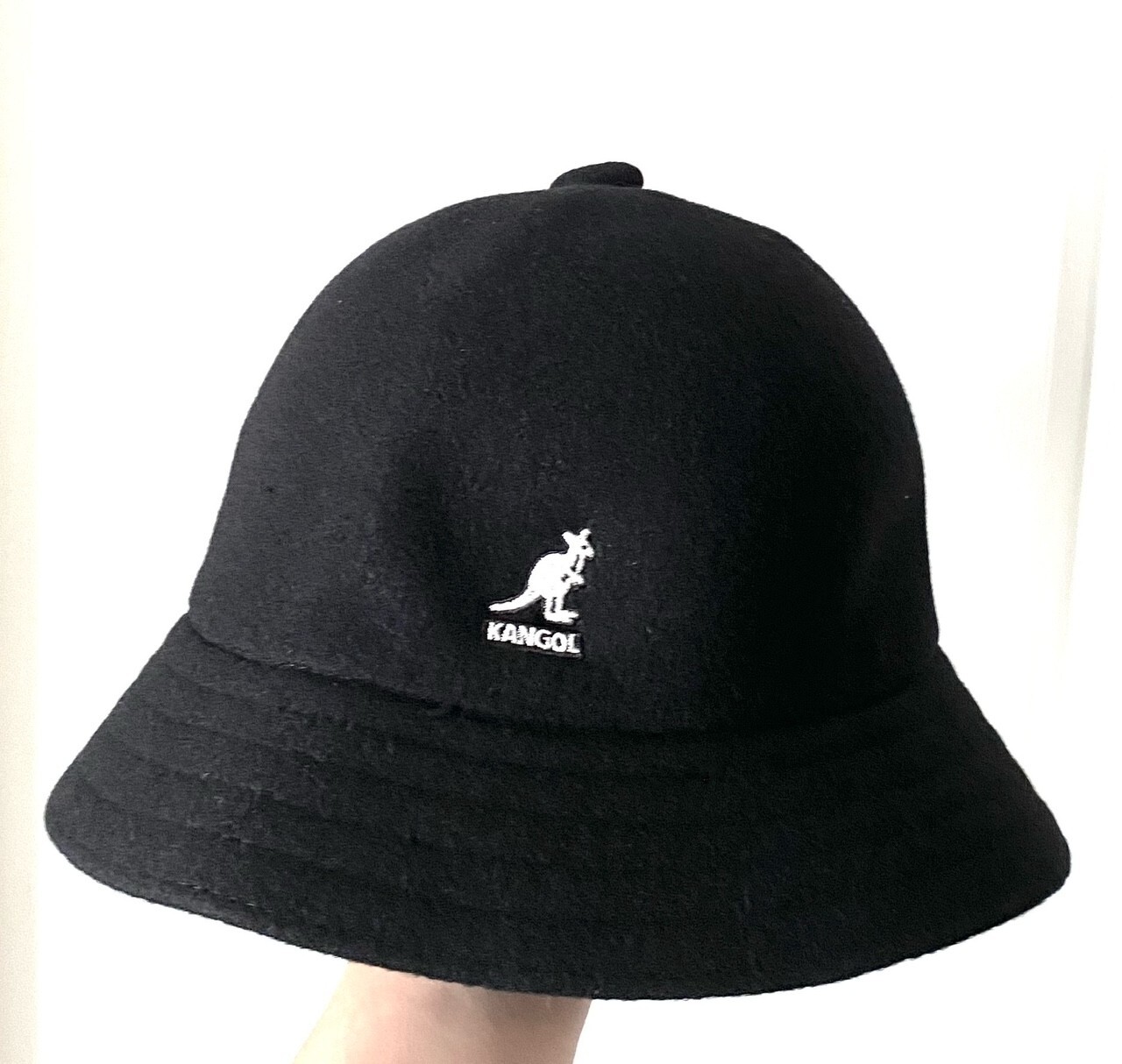 Повседневная шерстяная фетровая шляпа-панама с вышитым черно-белым логотипом Kangol Kangaroo БОЛЬШОГО размера