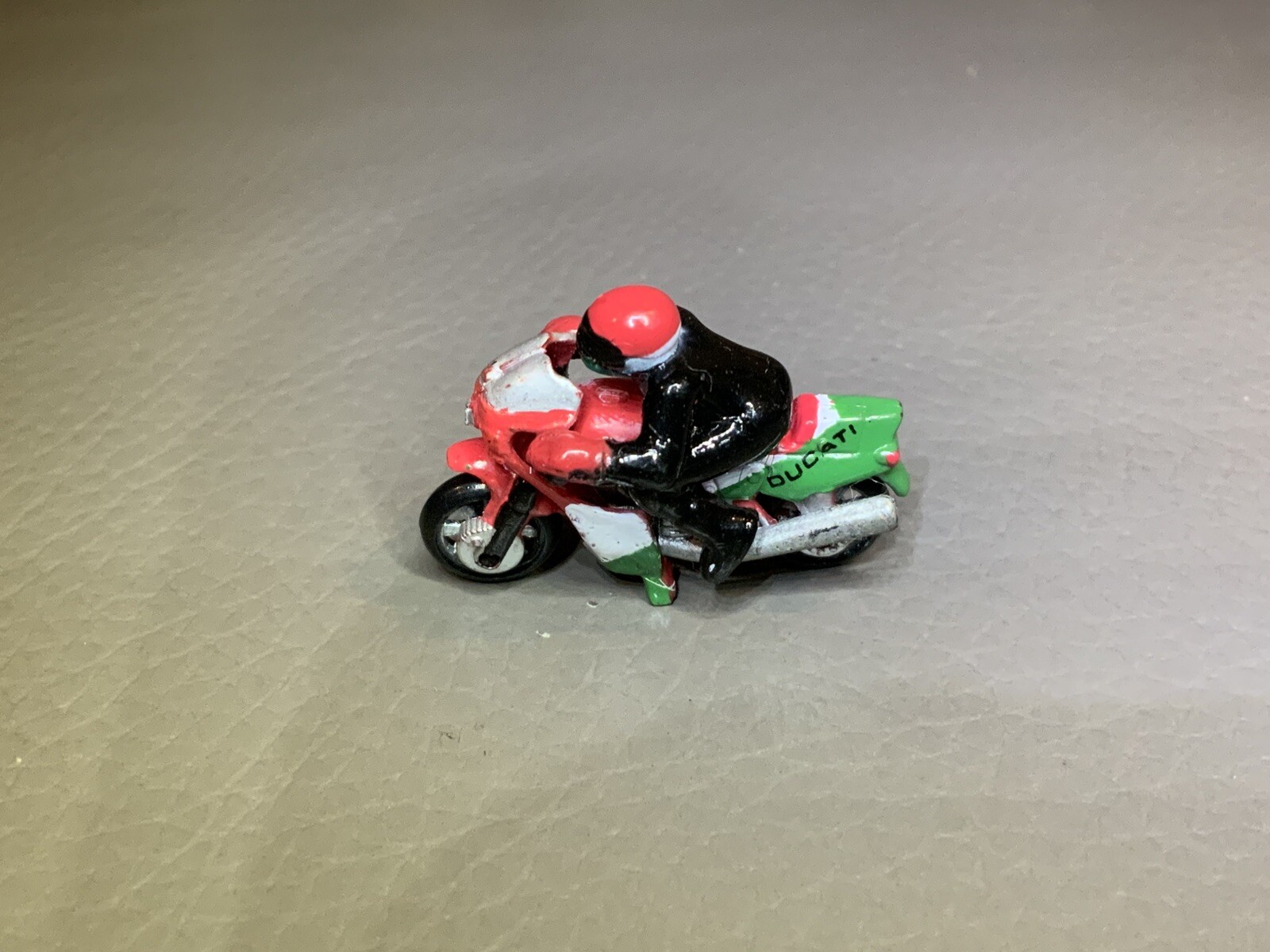 Picture 2 of 6