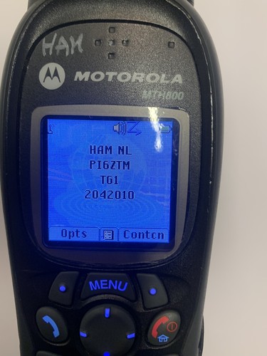 1x Motorola MTH800 UHF 380-440 MHz. TETRA Housing Need To Be Replaced!!! - Zdjęcie 3 z 8