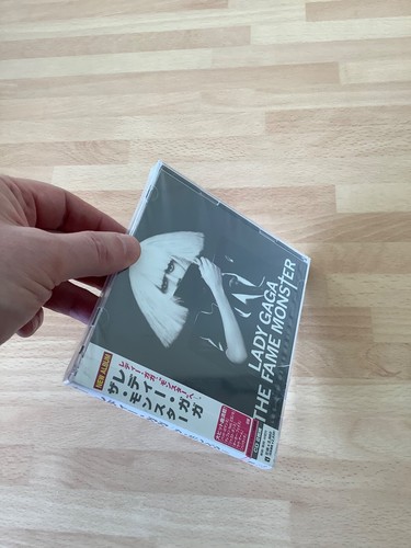 Lady Gaga - The Fame Monster - New & Sealed π―π΅ Japan 2xCD + OBI Strip (2009) - Picture 5 of 8