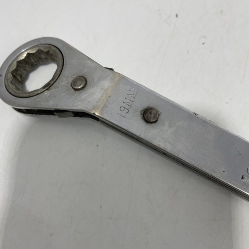 MAC tools ROWM19212 Metric 19mm x 21mm Ratcheting Offset Wrench 12 Point U.S.A. - Foto 4 di 5