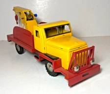 VTG RARE JAPAN MODERN TOYS TWO-TONE TOW TRUCK / WRECKER TIN LITHO FRICTION 9"