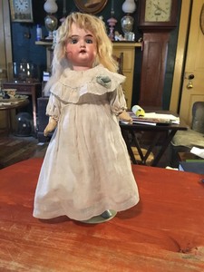 13-Old-German-bisque-Doll-Duchess-On-Compo-body