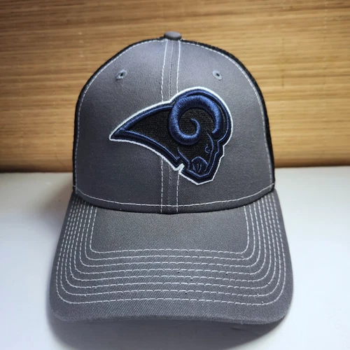 Los Angeles Rams Hat Cap New Era NFL Football on Stage 39THIRTY Size Med-Large