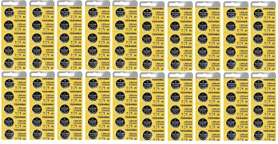 Lote x 100 Baterías Nuevas Toshiba CR2032 Fecha Fresca Stock CR2032 2032 Litio 3V Foto 4 de 4