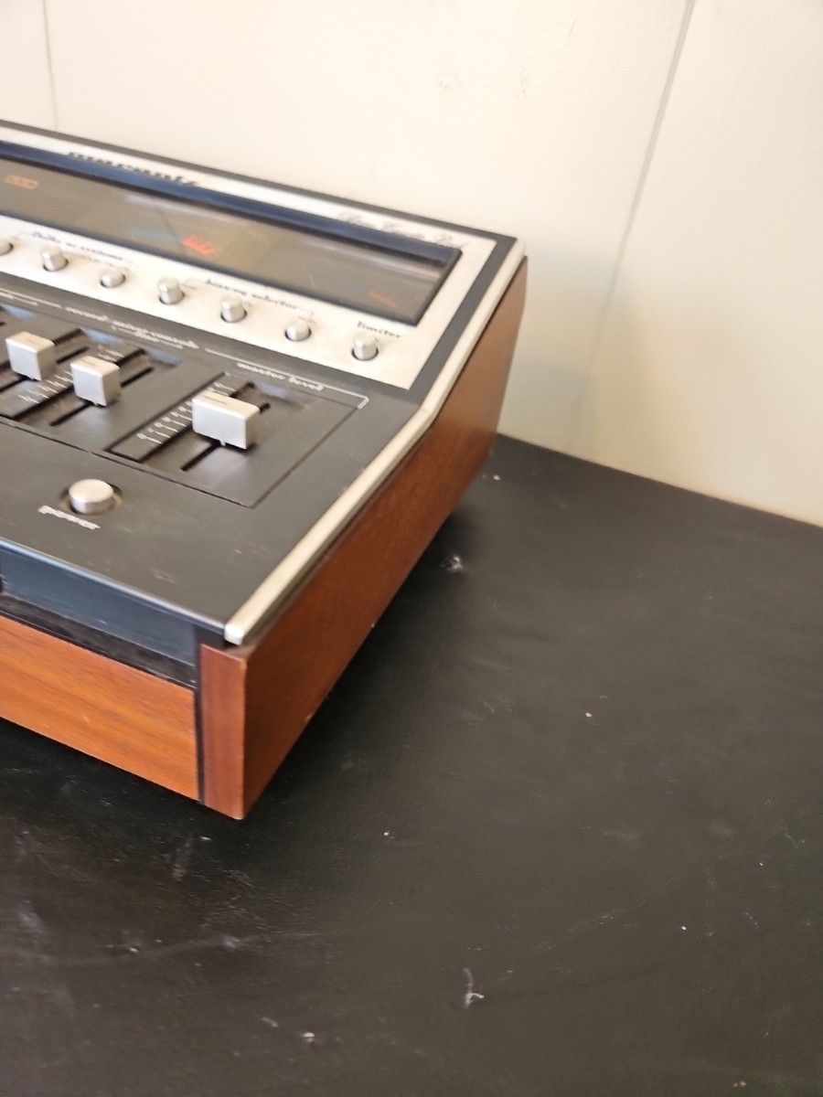 Marantz Model 5120 Stereo Cassette Deck Powers On Needs Bulbs And