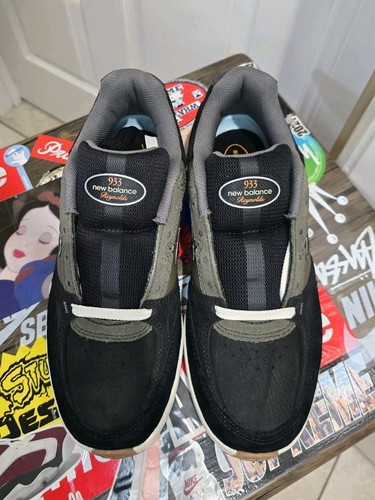 Size 8M Andrew Reynolds × New Balance Numeric 933 Black Olive NM933BST - Picture 4 of 10
