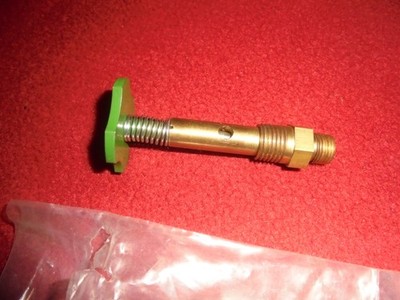 John Deere 1-1/2 Hp ''E'' Repro Fuel Nedle Valve Seat Assy. Gas Engine Hit & Miss