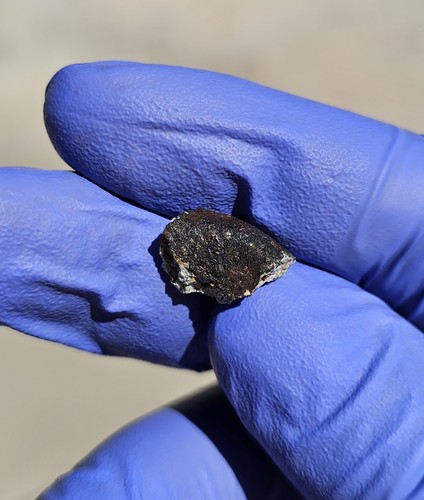 Meteorite**McDonough, Georgia**1.368 gram, USA Witnessed Fall! Hammer Fragment! - Bild 11 von 24