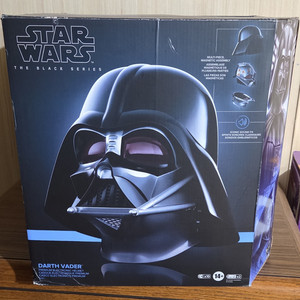 Hasbro Star Wars Black Series Darth Vader Electronic Helmet w/Stand One Size