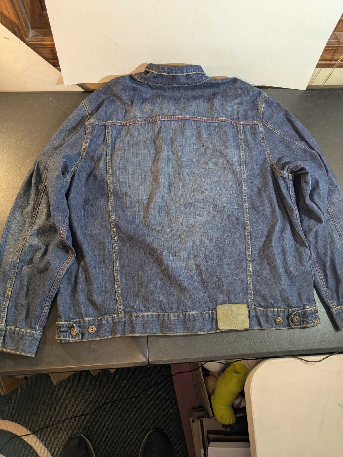 Picture 2 of 24