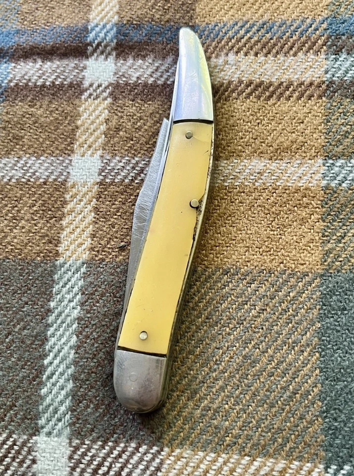 Cuchillo de pesca vintage Ulster mango amarillo 1876-1941 Foto 3 de 4