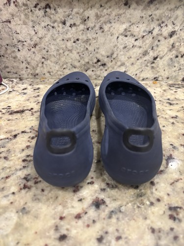 Crocs Kadee Ballerinas Damengröße 7 Slipper hellbraun Tierblau marineblau - Bild 3 von 4