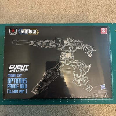 Transformers Furai Model Kit Optimus Prime IDW Clear Version Event Exclusive