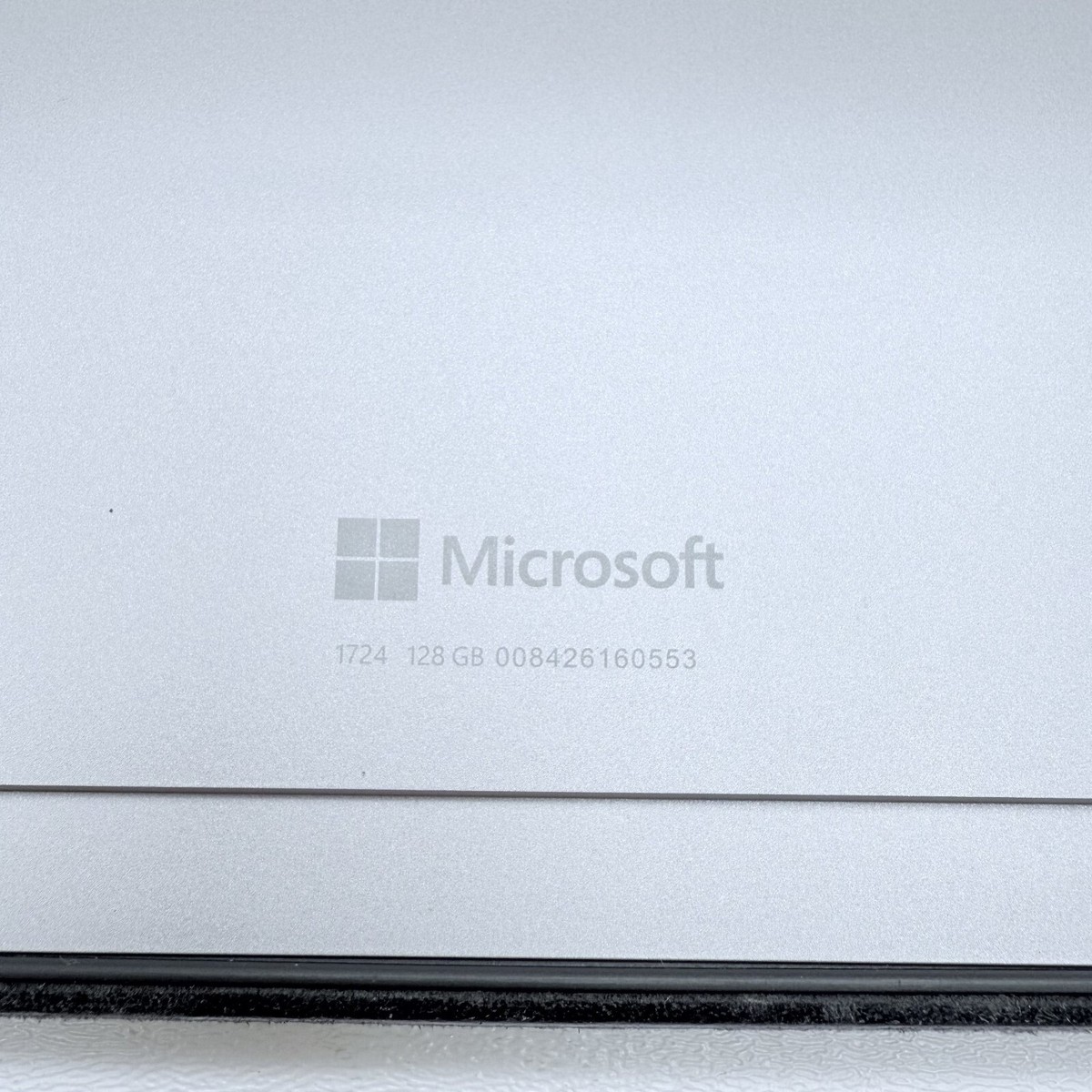 Microsoft Surface Pro 4 1724 i5-6300U 2.4GHz 4GB 128GB Win11 With