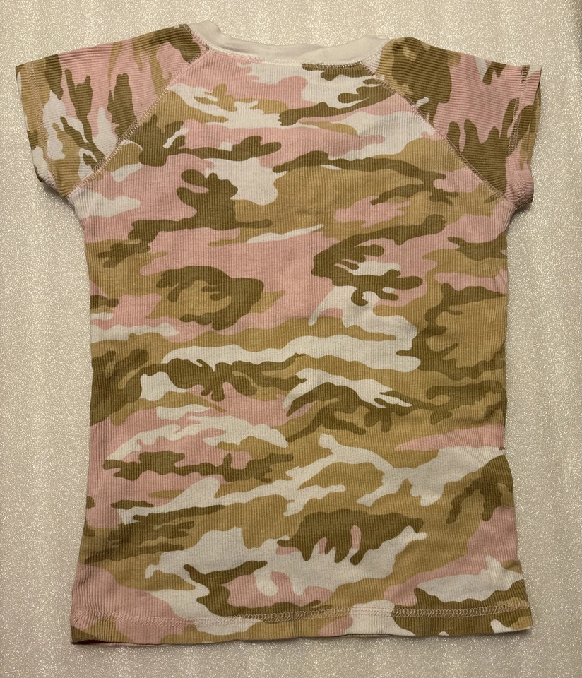 Camiseta Energie Rosa/Marrón/Blanco Estampado Camuflaje Calce Elástico Niña’s M Manga Corta Foto 2 de 4