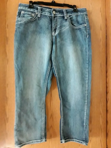 Love indigo capri jeans Clearance