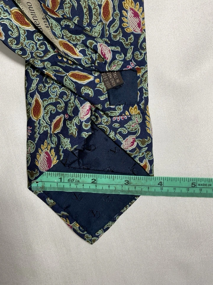 Gravata masculina de seda pura VALENTINO com estampa floral abstrata H.M na Itália G.C - Imagem 3 de 4