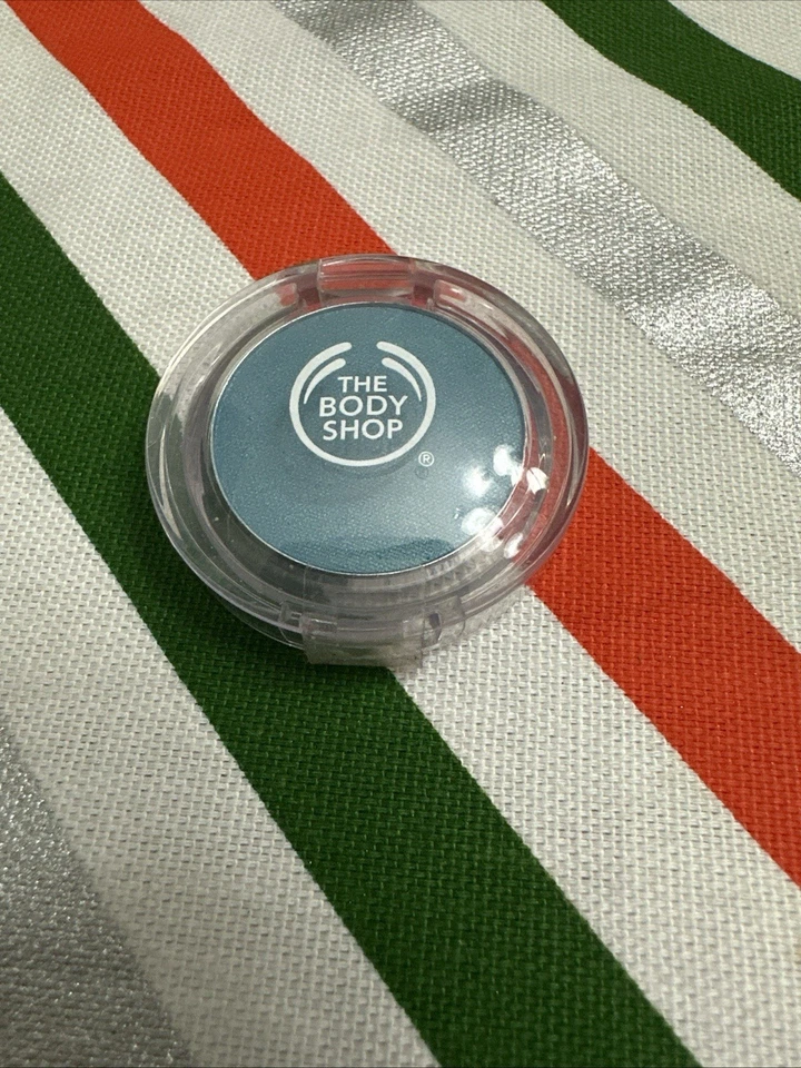 Палитра теней для век The Body Shop Colour Crush 510 Something Blue Италия 1,5 г - Изображение 2 из 4