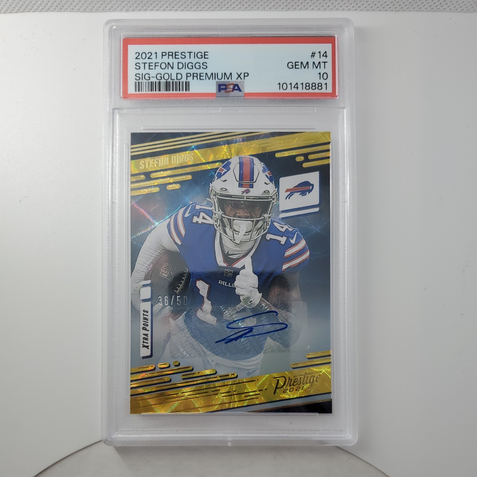 2021 Prestige Stefon Diggs /50 #14 Xtra Points Auto Gold Hyper Holo PSA 10