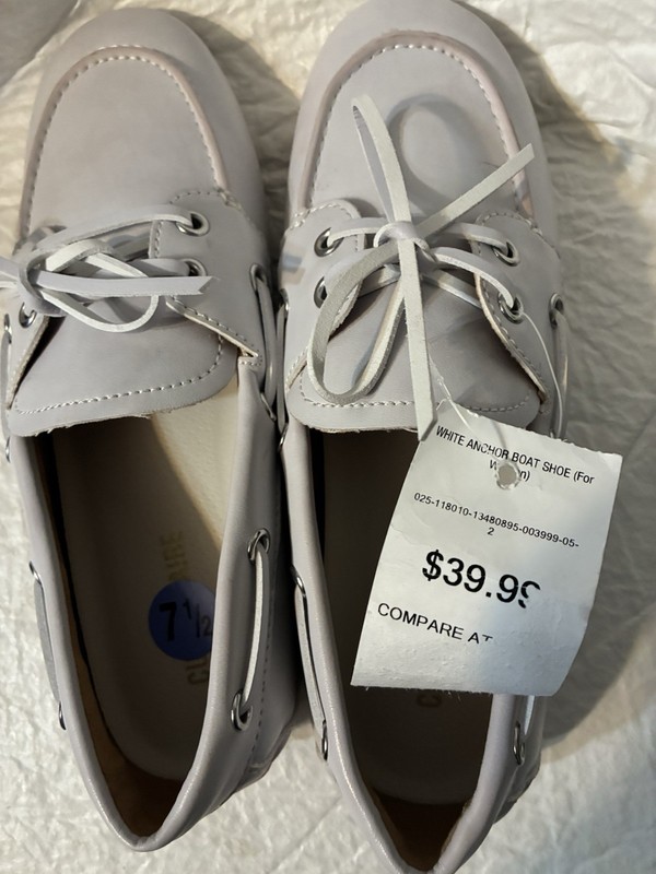 WHITE ANCHOR BOAT SHOES SZ 7 1/2 NEW CUSHIONAIRE
