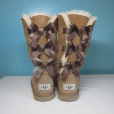 Ugg Bailey Bow II Boots US 4 Size EU 36 Tan Suede Leather - Perfect Condition