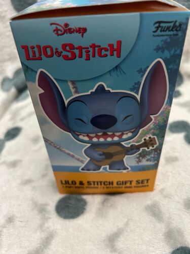 Funko Stitch With Ukulele Gift Set POP Mystery Mini X2 - Picture 4 of 5