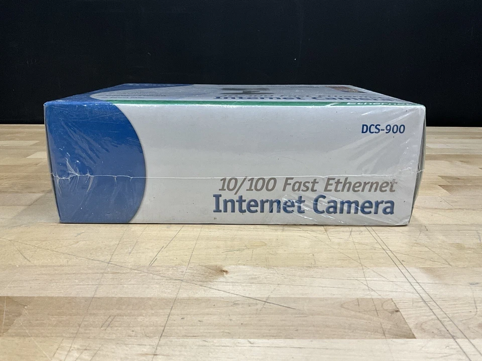 D-Link DCS-900 10/100 Fast Ether Web-based Home Video Monitoring Internet Camera - Image 2 of 4