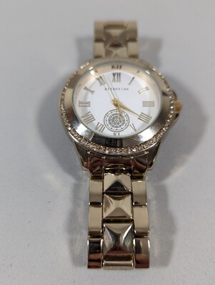 Attention White Dial Crystal Accent Round Gold Tone Case  display picture 3
