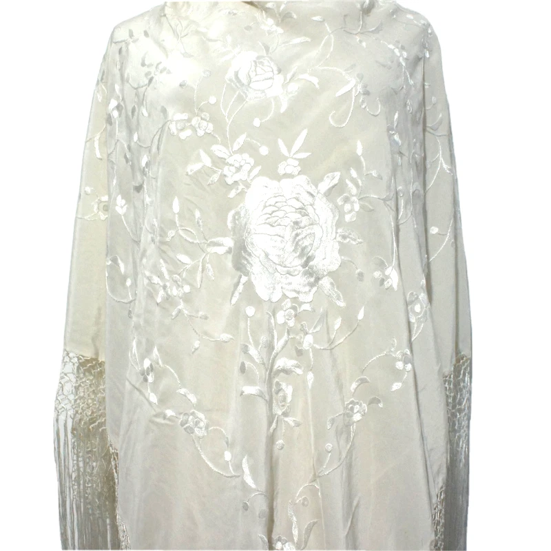 Antiguo chal de seda envolvente bufanda de piano bordado a mano floral con flecos. Foto 3 de 4