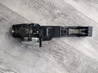 13-17 Infiniti JX35/QX60. Used OEM front door handle bracket RH