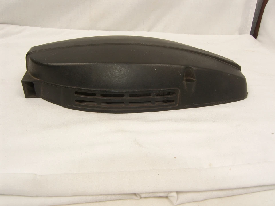 BMW R45 R65 R80 R100 1979-85 Airhead 1335257 alternador/cubierta del motor OEM usado Foto 4 de 4