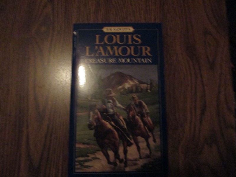 Treasure Mountain: A Novel by Louis L'Amour (1984, Trade Paperback)