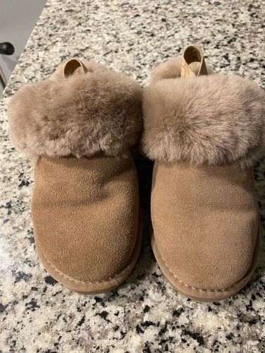 Everau Women's Sheepskin Suede Slippers Size 7