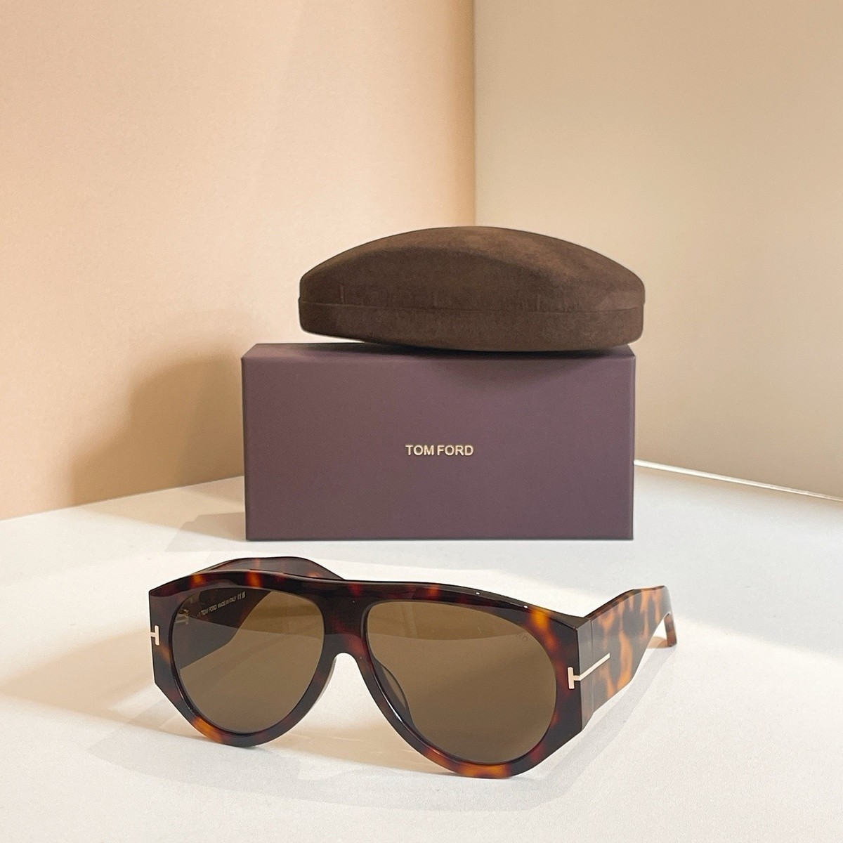 Tom Ford Bronson TF1044 60 12-140 Unisex Sunglasses Havana Frame