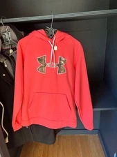 Under Armour sweatshirt hoodie coral pink camo size small