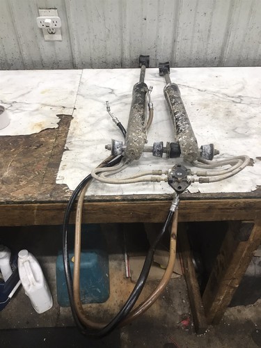 Mercury marine MerCruiser Alpha Bravo trim tilt lift hydraulic cylinders NO SALT